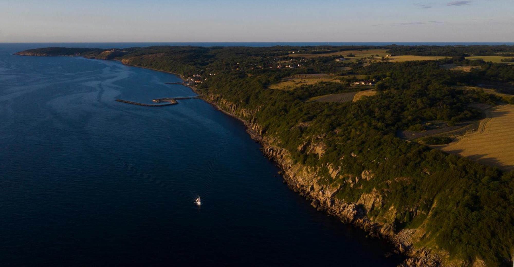 Varra Water - Unique Boat Accomodation - Bornholm - Fjaelstavn Neksø Buitenkant foto